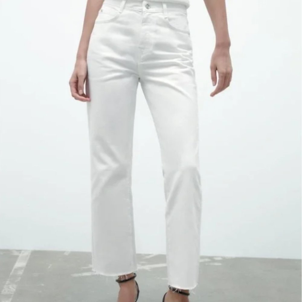 ZARA High Waisted Ankle Jeans 0